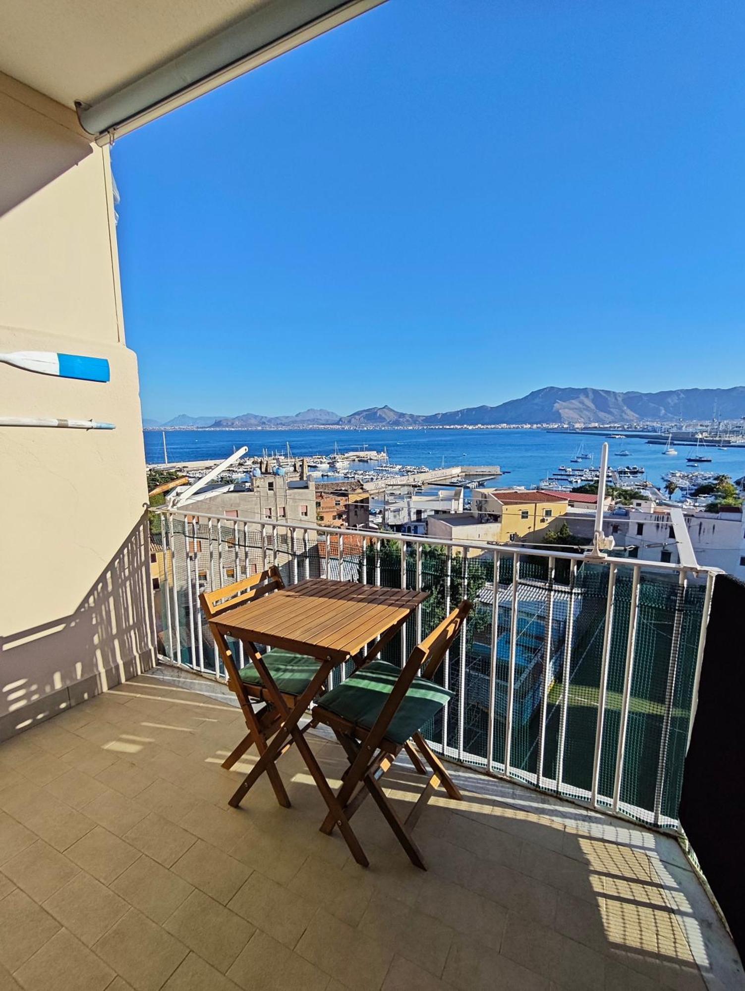 Ferienwohnung Il Balcone Sul Mare - Free Parking & Relax Palermo Exterior foto