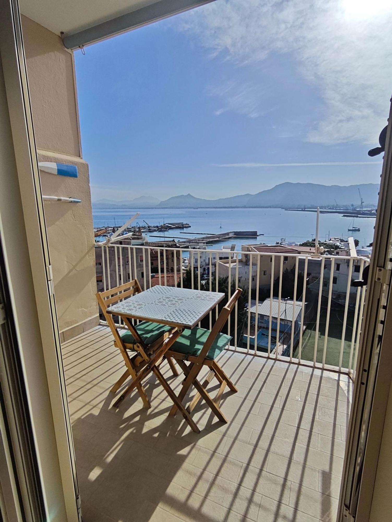 Ferienwohnung Il Balcone Sul Mare - Free Parking & Relax Palermo Exterior foto